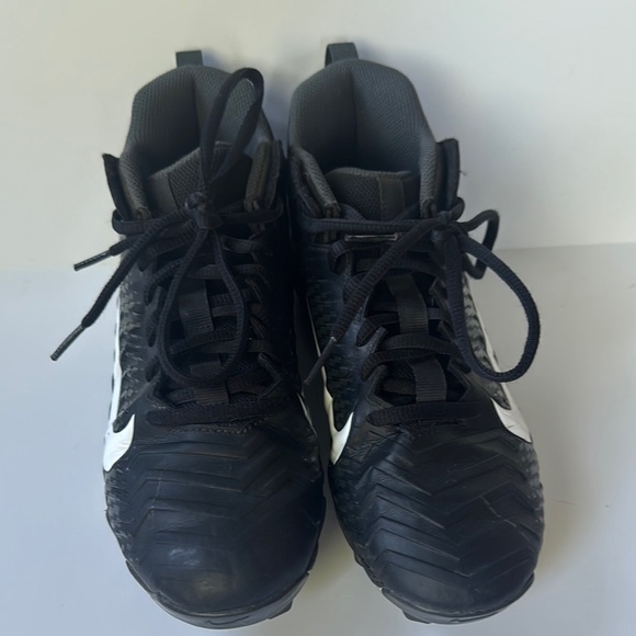 Nike Alpha Black Cleats - Picture 3 of 5